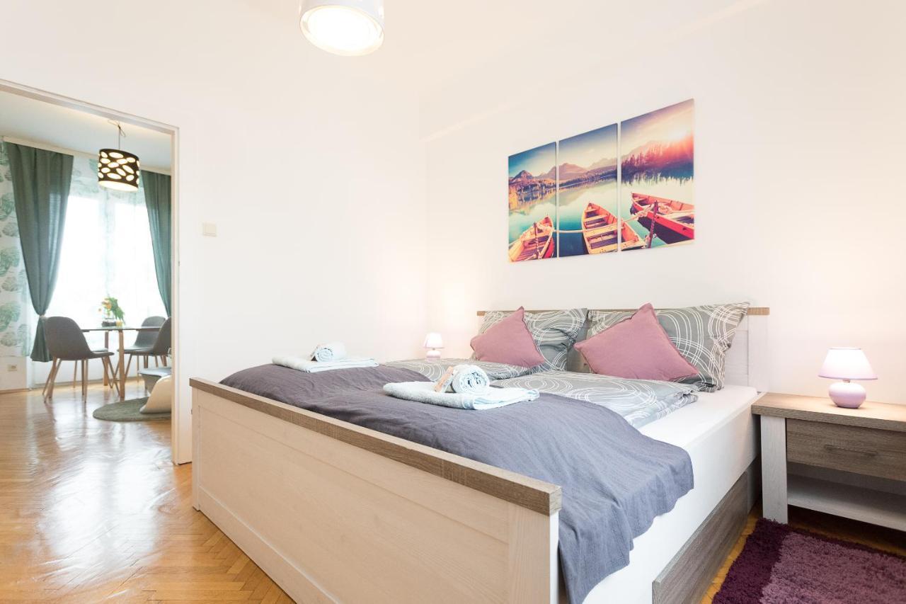 French Balcony - 45m² - Szeneviertel Appartamento *